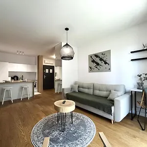 Apartmán Mieszczanska ~ Self Check-in 24h ~parking And Lift, Vratislav